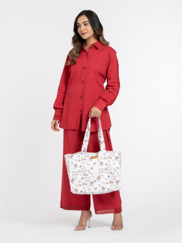 Giraffe and Monkey Tote Handbag (Cream)