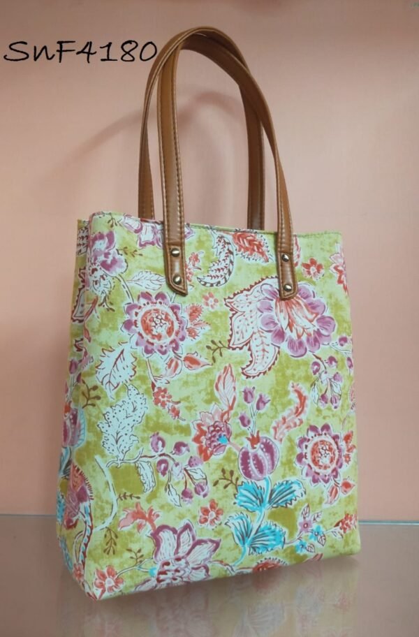Stylish Tote Handbag 19